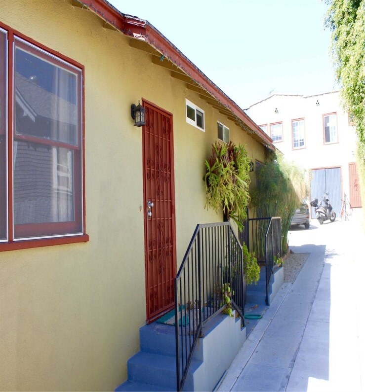 Foto del edificio - 713 N Vendome St