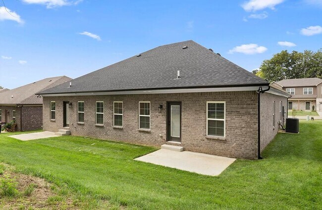 Building Photo - 6533 and 6537 Fortuna Court