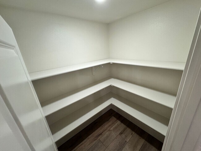 Foto del edificio - Brand New 3 Bed 2 Bath in East Manhattan, KS!