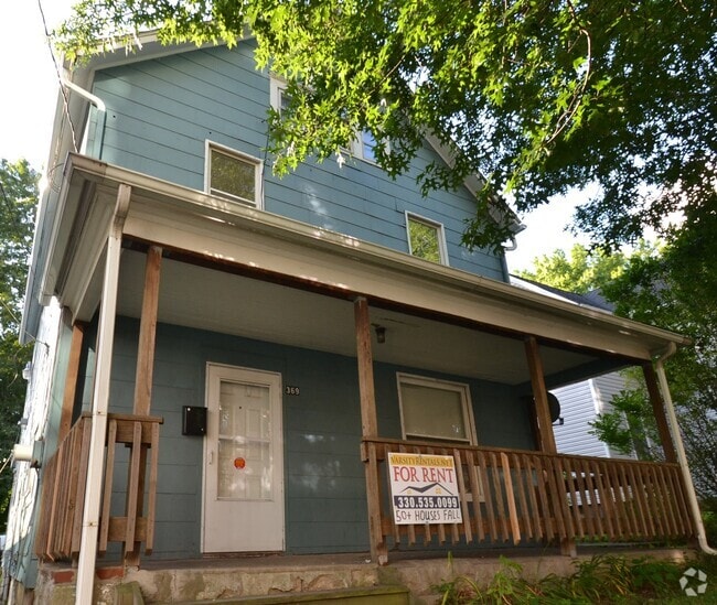 Building Photo - 369 Sherman St