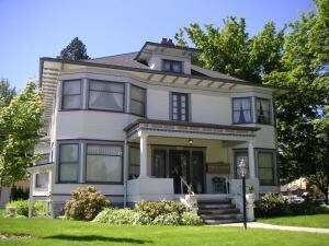 Building Photo - 1006 E Sherman Ave