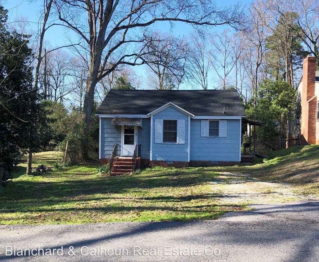 Primary Photo - 2 br, 1 bath House - 304 Columbus Ave