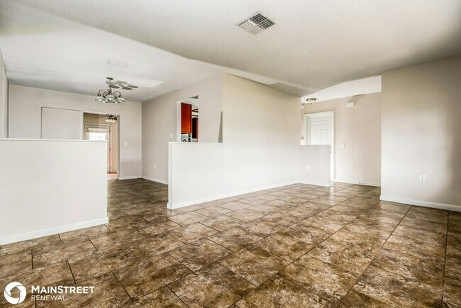 Foto del edificio - 14131 Pier St, Spring Hill, FL 34609