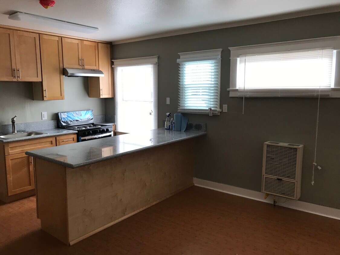 41 Apartments for Rent in Signal Hill, CA Westside Rentals