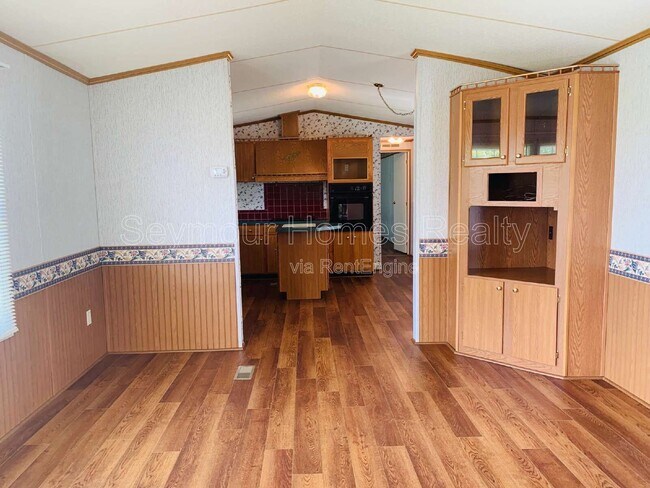 Foto del edificio - 1286 Country Club Rd