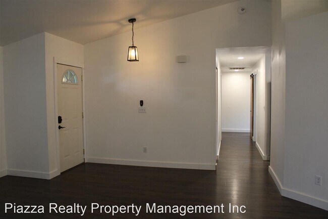 Foto del edificio - 3 br, 2 bath House - 1310 Shuler Ave