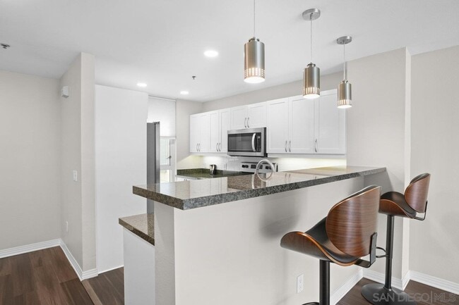 Building Photo - 427 Ninth Ave