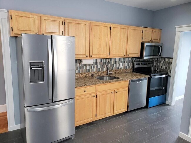 Foto del edificio - 64 Charles St