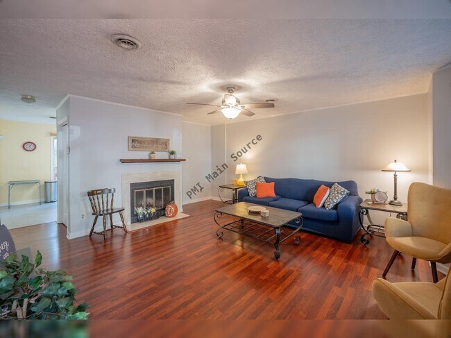Foto del edificio - Beautifully Furnished 2bed/2bath in Great ...