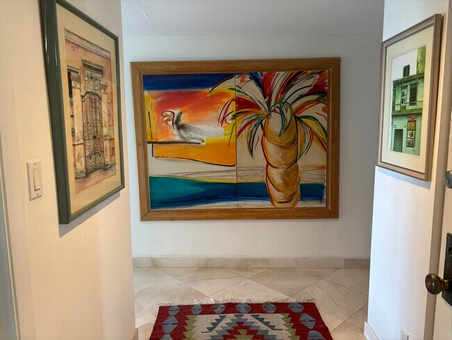 Foto del edificio - 4900 N Ocean Blvd