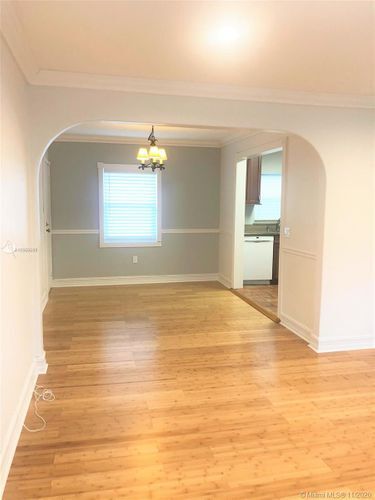 Building Photo - 7700 SW 54th Ct