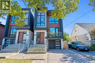 Building Photo - 425B Valermo Dr