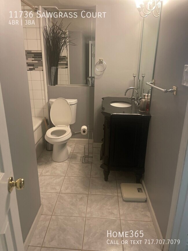 Building Photo - Beautiful Brick House with a full basement!