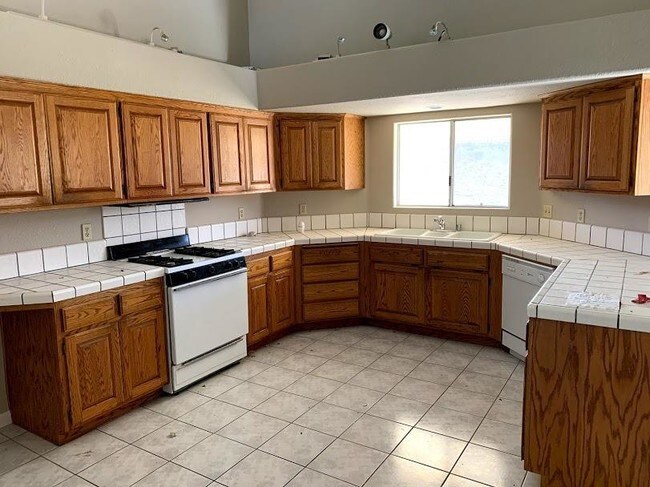 Foto del edificio - 28070 Coolglen Dr