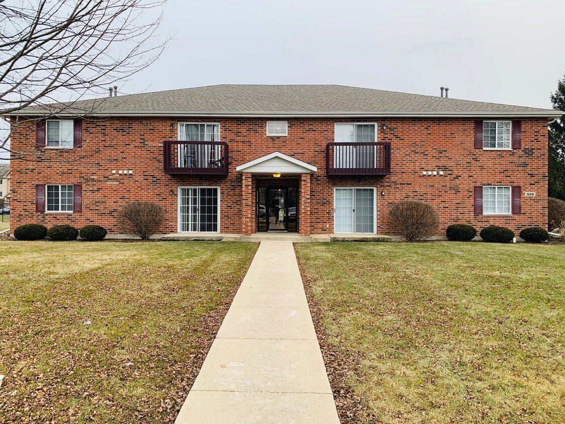 886 Regent Dr Unit 6, DeKalb, IL 60115 Apartment for Rent in DeKalb
