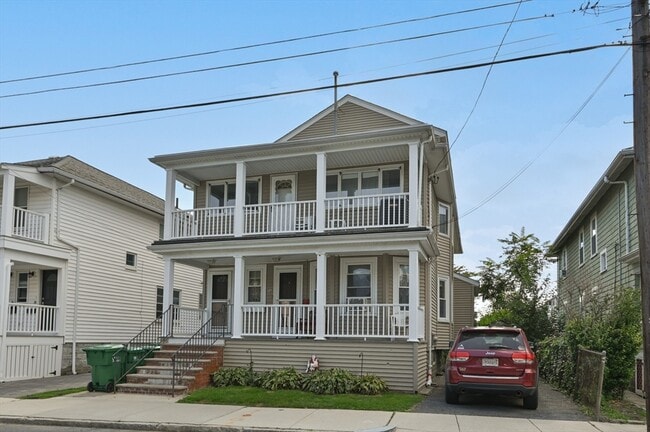 Building Photo - 76 Windsor Rd