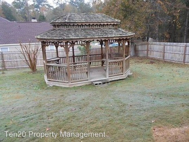 Building Photo - 7643 Eagle Dr