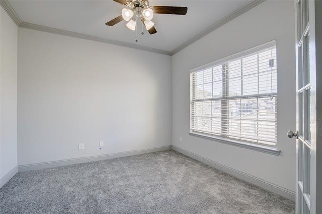 Foto del edificio - 7821 Cypress Dr