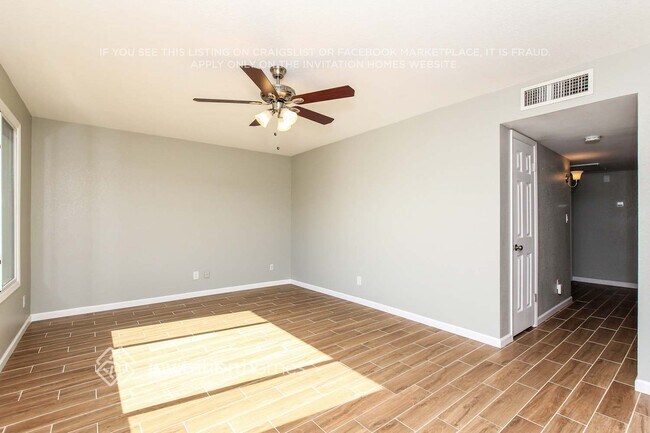 Foto del edificio - 3622 E Bloomfield Rd