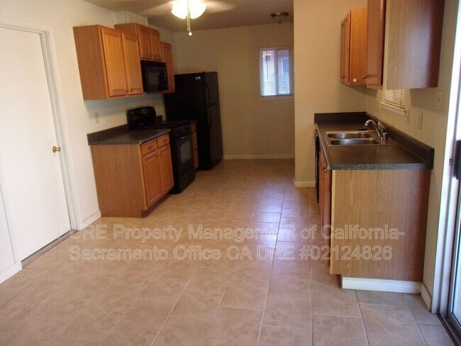 Foto del edificio - 2642 Waterton Way