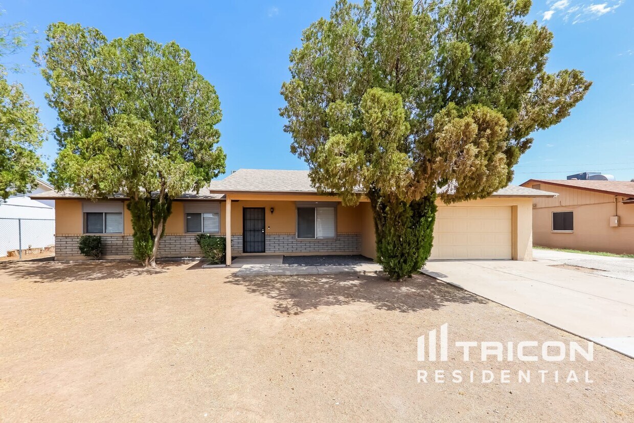 Foto principal - 3942 W Desert Hills Dr
