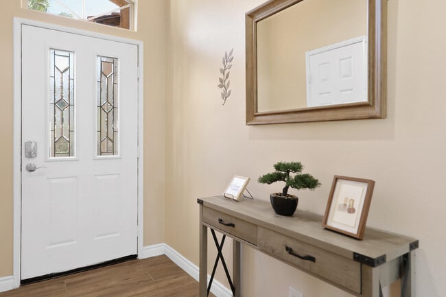 Building Photo - 79948 Bethpage Ave