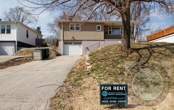 Building Photo - 2312 N 67th St