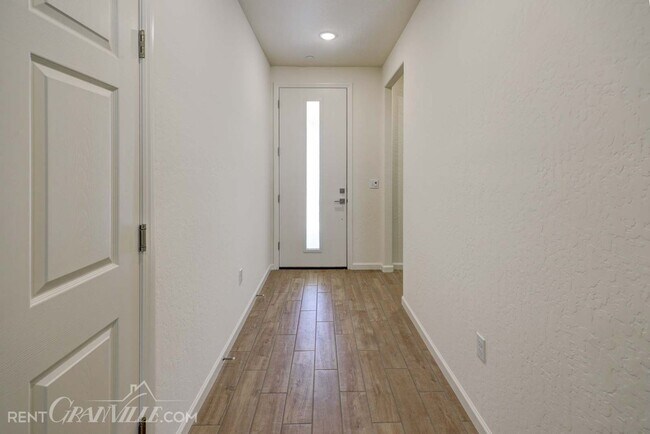 Foto del edificio - Brand New Home in Riverstone