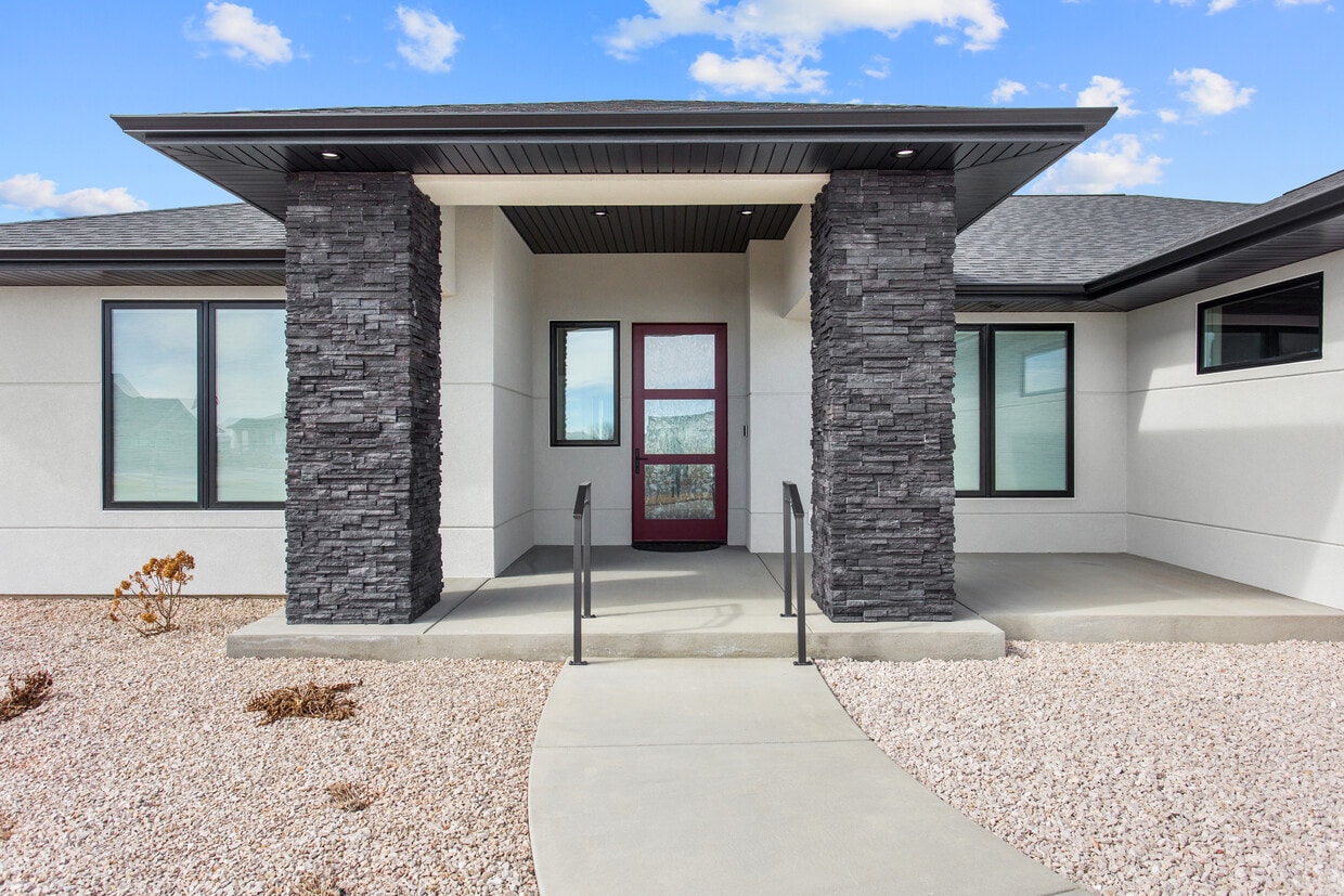 Primary Photo - 2504 Aspen Creek Trl