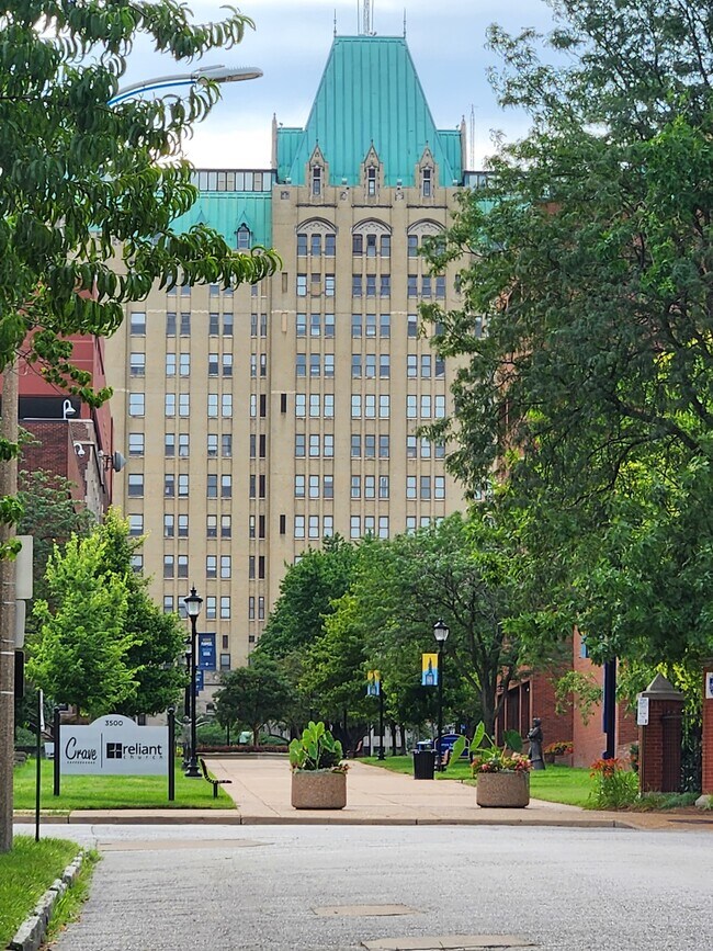 St Louis University Medical Campus - 3418 Caroline St