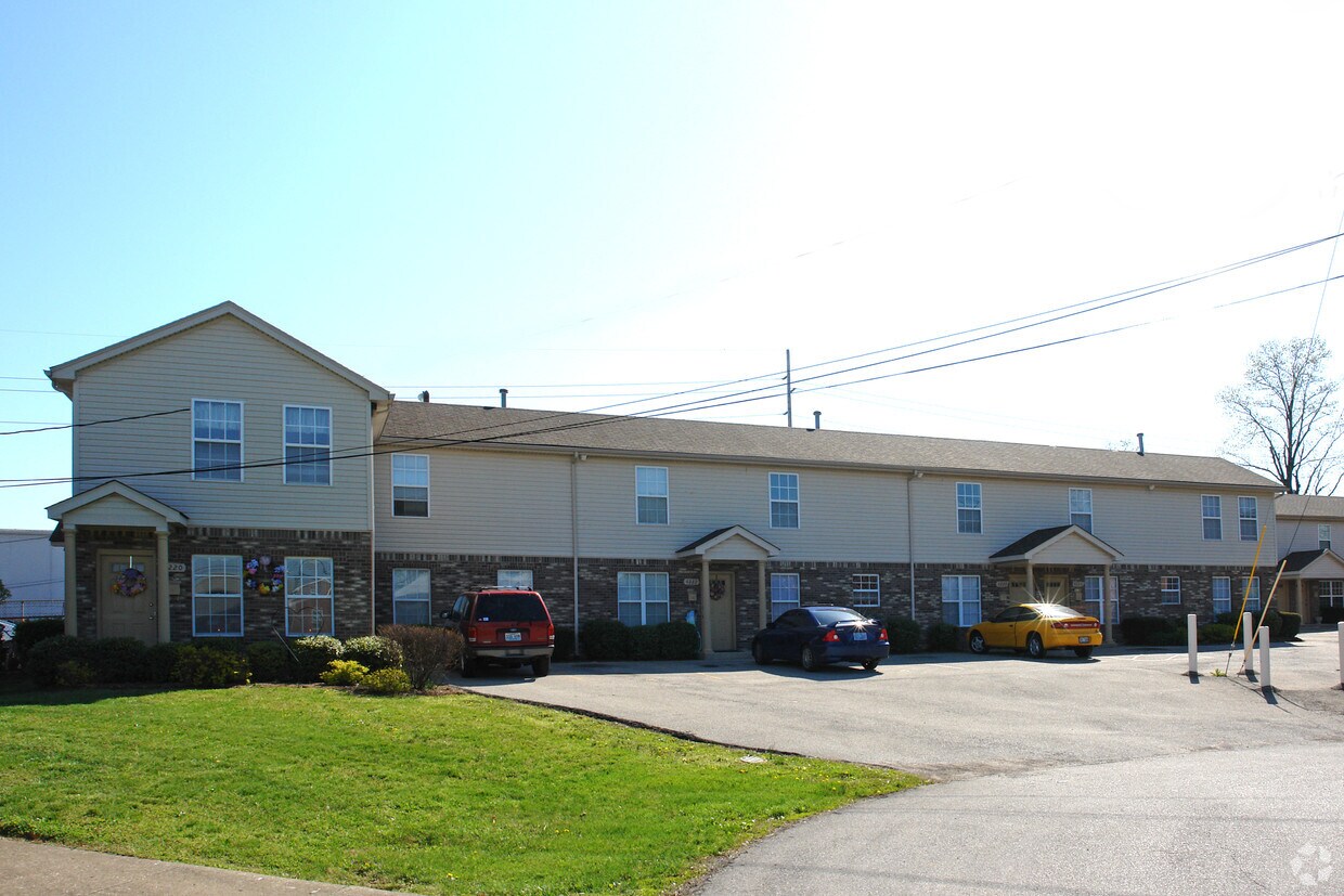 4217 Foreman Ln, Louisville, KY 40219 Apartments in Louisville, KY