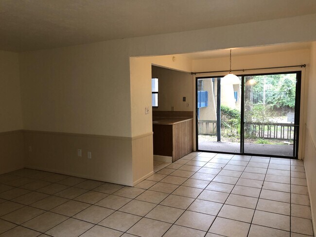 Foto del edificio - 2811 SW Archer Rd