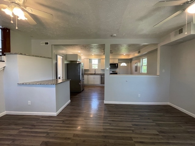 Foto del edificio - 809 S George Ave