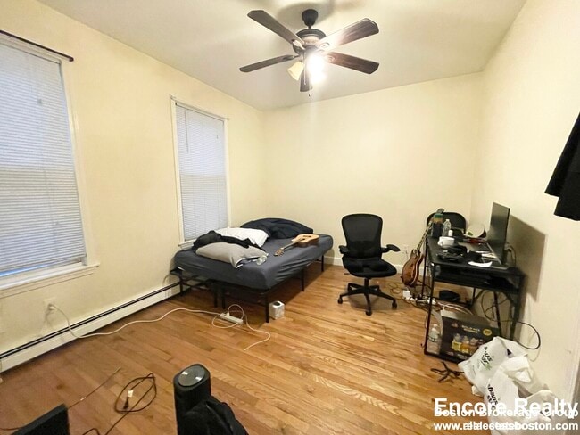 Building Photo - 29 Spring Garden St