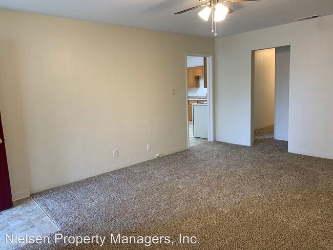 Building Photo - 1818-1820 Madrone Ave