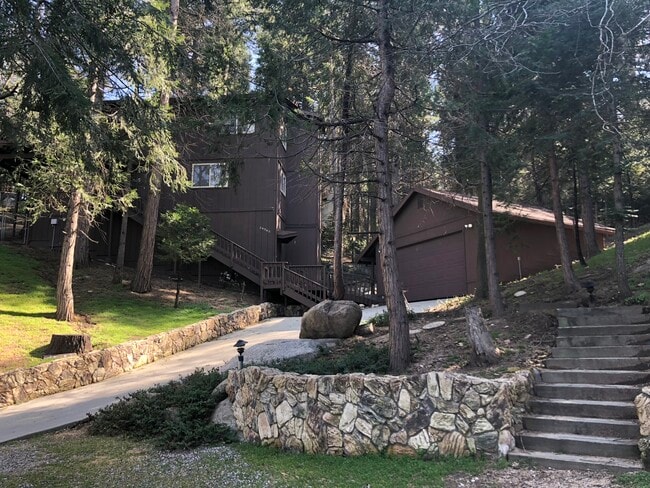 Building Photo - 24543 Albrun Dr