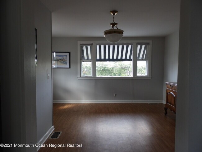 Building Photo - 308 NJ-35