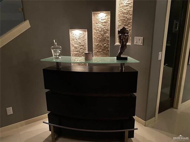 Foto del edificio - 6828 N 4th St