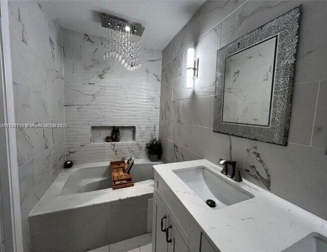 Foto del edificio - 12591 NW 57th Pl