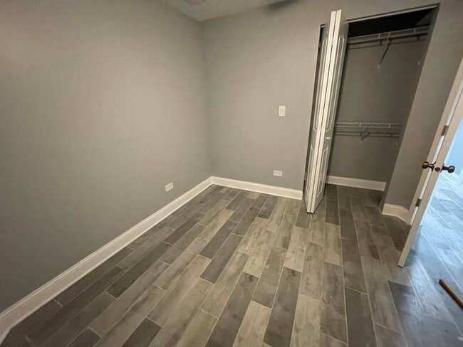 Building Photo - 1611 S Trumbull Ave