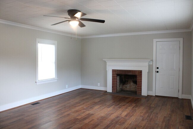 Foto del edificio - 5941 B Hornes Church Rd