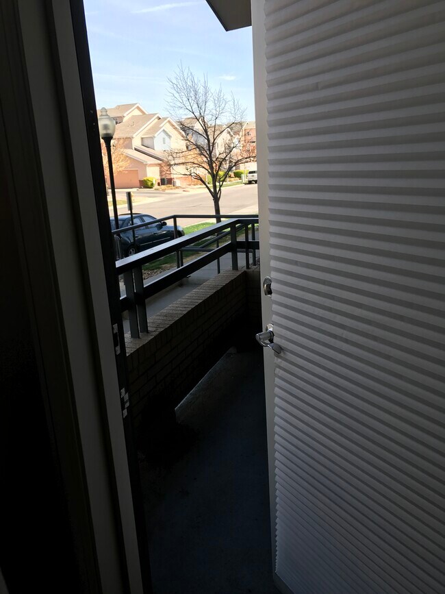 Building Photo - 8185 Lowry Blvd, Unit 101