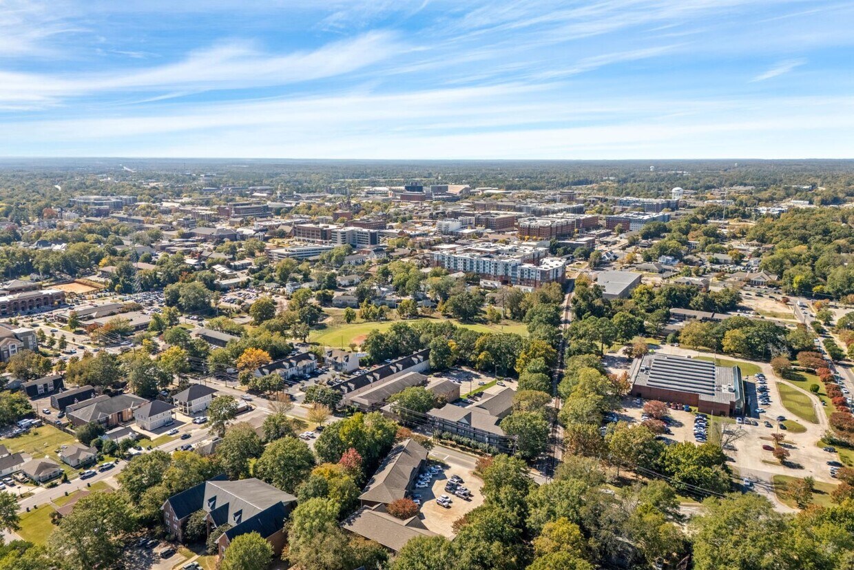 Foto principal - 324 N Ross St