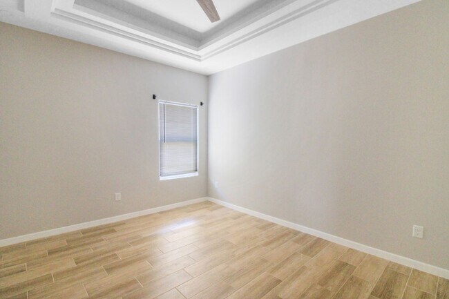 Foto del edificio - 11002 N 33rd Ln