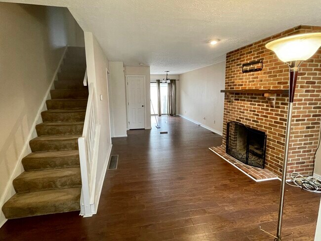 Building Photo - 340 Saint Andrews Dr