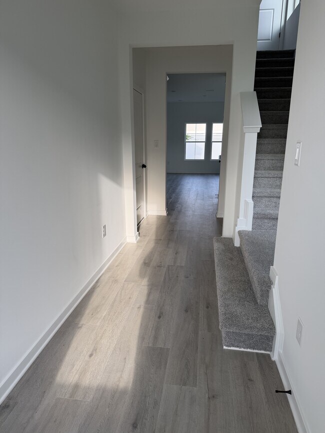 Foto del edificio - 228 Clement Lp