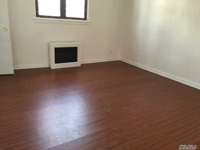 Building Photo - 150-12 26th Ave