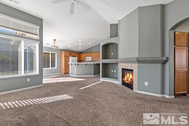 Building Photo - 1805 Badlands Dr
