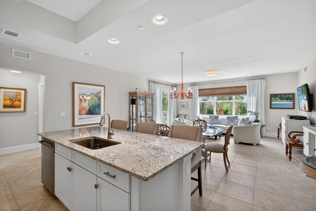 Building Photo - 834 Bay Colony Dr S