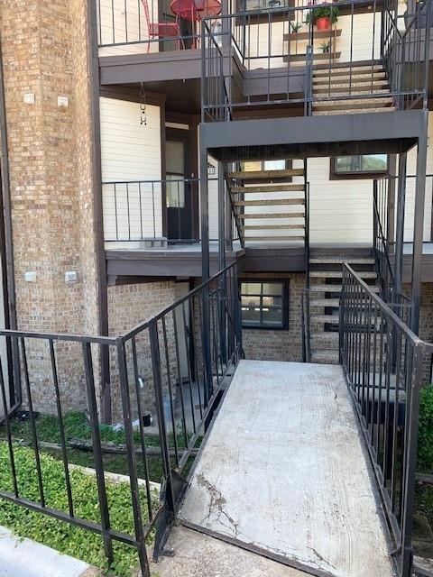 Building Photo - 272 Henry M Chandler Dr